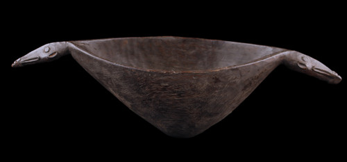 Wooden dish, Papua New Guinea, oceanic art, tribal art, primitive art