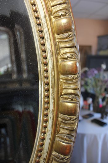 Miroir ancien ovale Napoléon III se style Louis XV doré