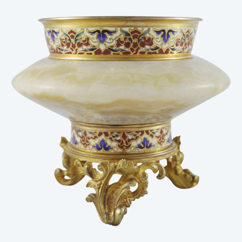 Cup in gilded bronze and cloisonné enamels from the late 19th century, Louis XV style,