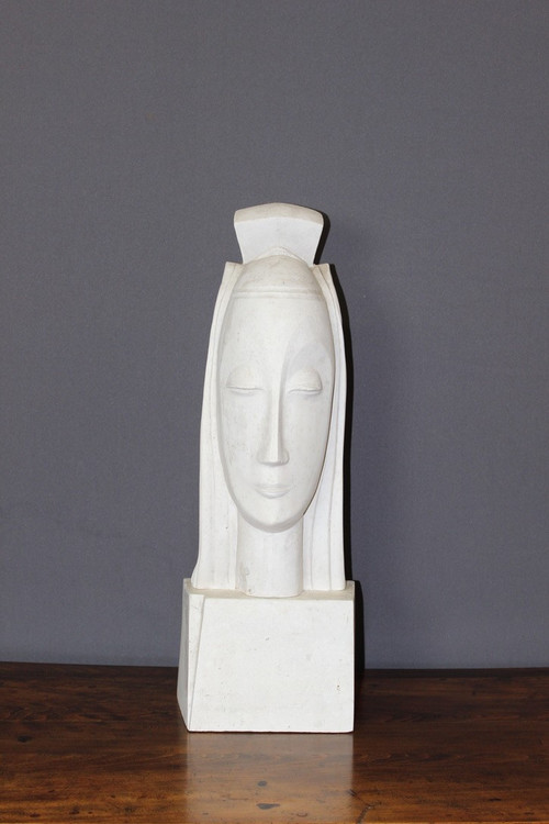 Sculpture Art Déco En Plâtre Représentant Une Tête De Femme Dans Le Goût De Gustave Miklos 