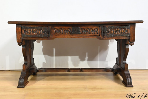 Table Bureau en Chêne, style Néogothique – Début XXe