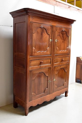  Raro Buffet Regionale a Quattro Porte, Stile Luigi XV - Inizio XIX Secolo