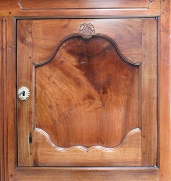  Raro Buffet Regionale a Quattro Porte, Stile Luigi XV - Inizio XIX Secolo