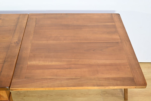 Table Régionale en Merisier, style Louis XV – Milieu XIXe