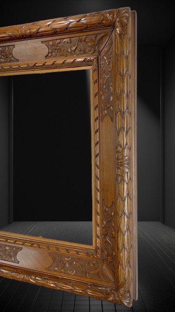 19TH CENTURY SOLID WALNUT FRAME FOR PAINTING 58 CM X 46.5 CM