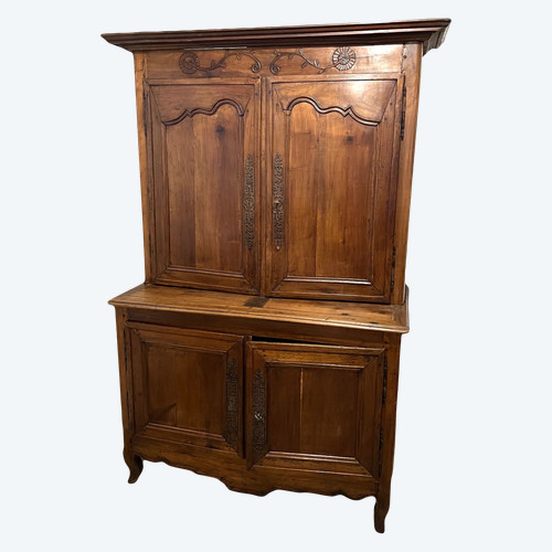 18th century farmhouse sideboard in walnut