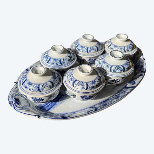 Six cream pots and their display Creil et Montereau Japan