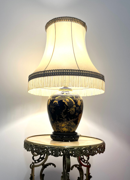 Table lamp in Japanese style with maritime Asian decor