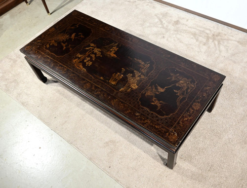 Importante Table Basse Asiatique – Milieu XXe