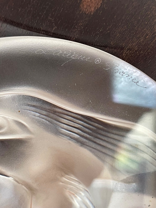 LALIQUE France, crystal paperweight: double dolphins.