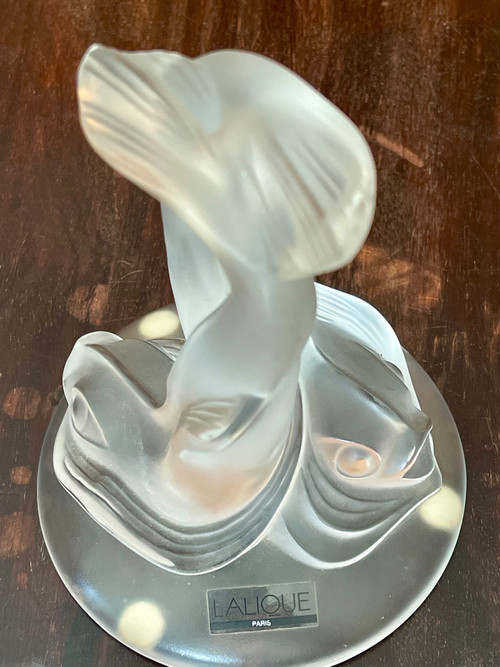 LALIQUE France, crystal paperweight: double dolphins.