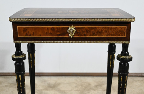 Petite Table de Salon style Louis XVI, époque Napoléon III – Milieu XIXe