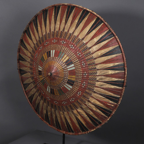 Chapeau Dayak en rotin – Bornéo, Indonésie