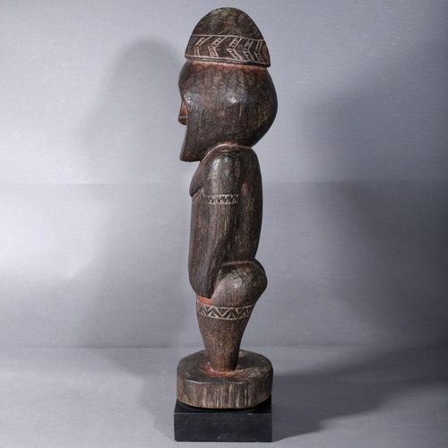 Statua Sepik – figura femminile in piedi – Papua Nuova Guinea