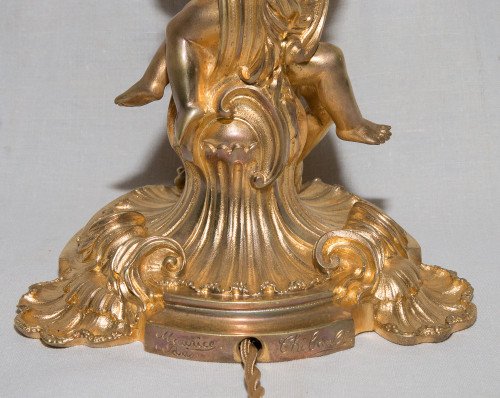 Lampe De Salon En Bronze Doré Maurice Thibault  Paris 