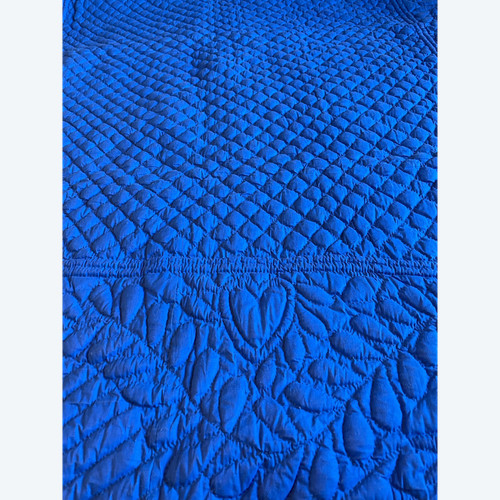COURTEPOINTE PIQUÉE PROVENÇALE , INDIGO PROFOND et TOILE DE COTON IMPRIMÉE XIXeme