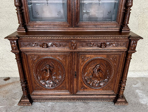 Renaissance style hunting lodge library buffet in solid carved oak circa 1850