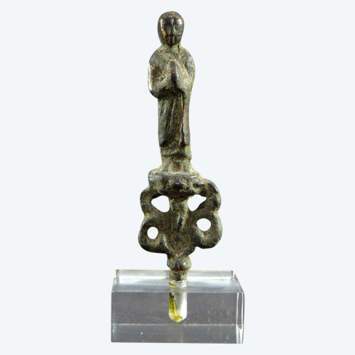 China, Zeit der Tang-Dynastie (618-907), seltene Miniatur-Bronzestatue eines buddhistischen Mönchs.