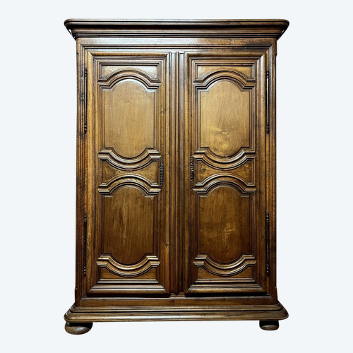 Louis XIII period cabinet in solid walnut (17th century)