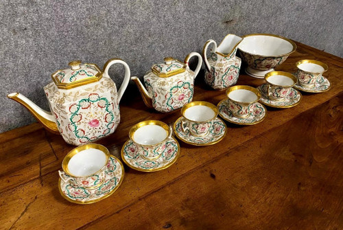 Paris porcelain: magnificent Empire period tea/coffee service circa 1810