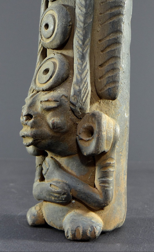 Peru, 1930s/1950s, terracotta statuette in the spirit of pre-Columbian creations.