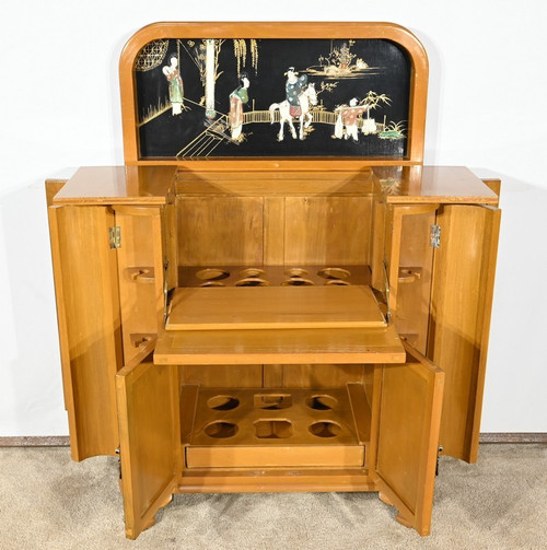 Cabinet Asiatique à Liqueurs en Bois Laqué, Chine - 1950