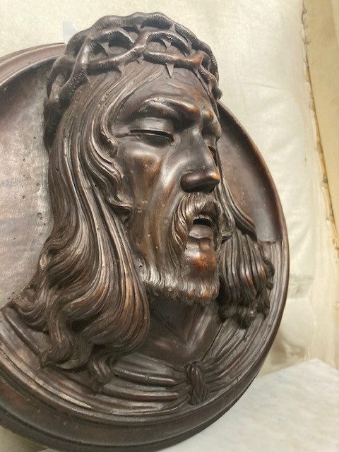 Ancient 18th century sculpture “Christ The Passion” in walnut size: 36 cm