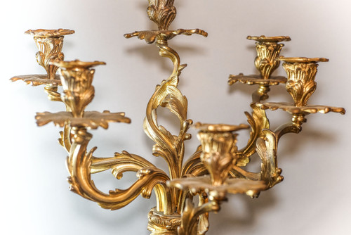 Important ROCAILLE MIRROR HANDLE, GOLDEN BRONZE, 19th century. MARTI movement