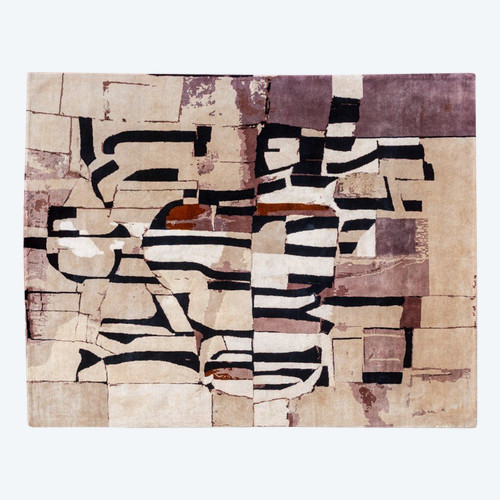 Hand-woven tapestry in beige and old rose tones. Year 2023.