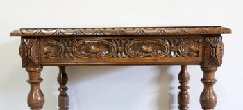 Scrittoio piccolo in noce massello, in stile Luigi XIV - fine XIX secolo