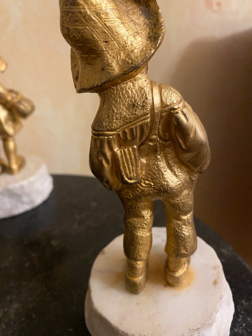 Chryselephantines