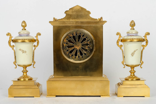 Gilt bronze and porcelain mantelpiece, late 19th century