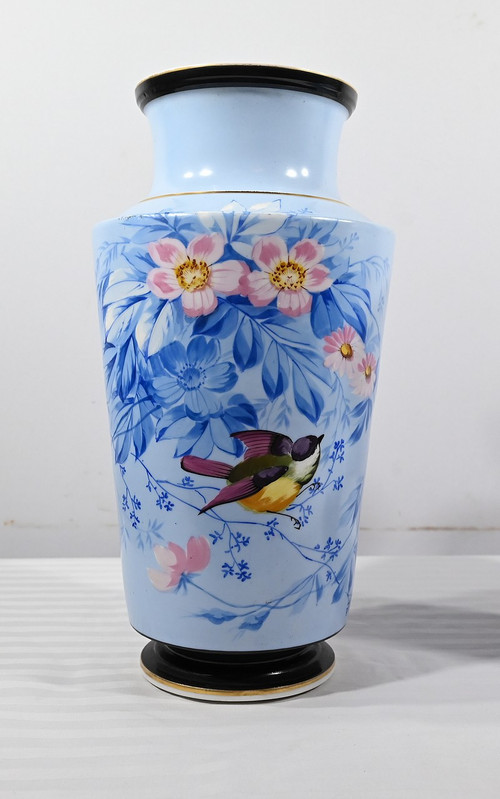 Paire de Vases en Porcelaine – Milieu XIXe