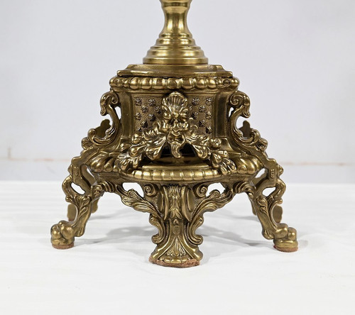 Coppia di grandi candelabri in bronzo dorato in stile Luigi XIV - Inizio XIX secolo