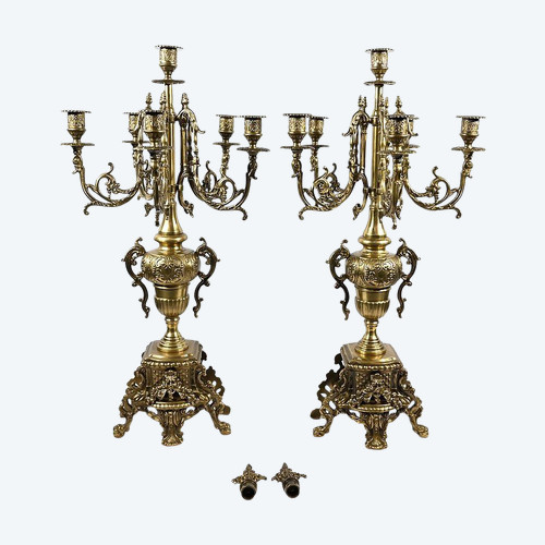 Coppia di grandi candelabri in bronzo dorato in stile Luigi XIV - Inizio XIX secolo