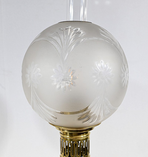 Coppia di lampade a olio in porcellana, elettrificate - Fine XIX secolo