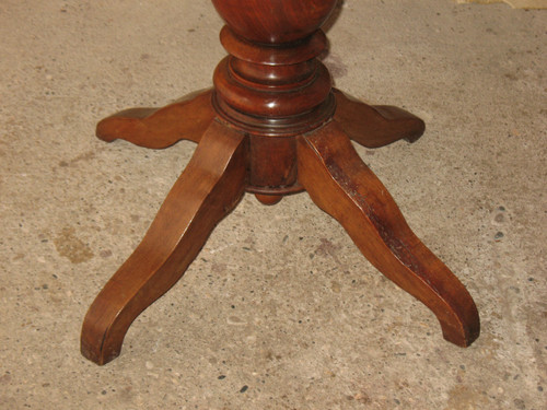 Octagonal inlaid pedestal table in the Charles X style 19th century