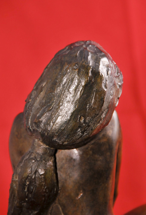  Jean-Pierre GONNIN, Giovane donna seduta su una roccia, bronzo