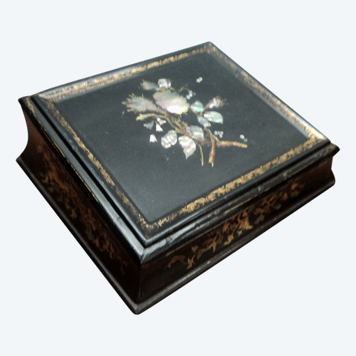 Papier-mâché writing case