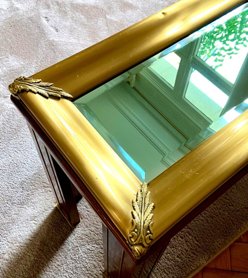 Portugal, Années 1970, Console En Bois Et Laiton Présentant Un Plateau Miroir à Biseaux. 