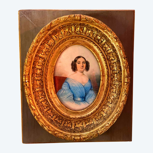 Portrait aru pastel d'une Dame de qualité d'Epoque louis Philippe dans un beau cadre de boiserie