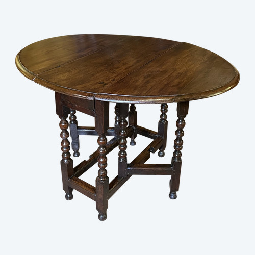 Oak Gateleg Table From The 17th Century