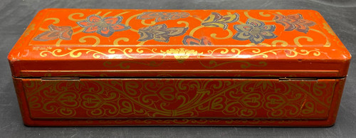 LACQUERED GLOVE BOX