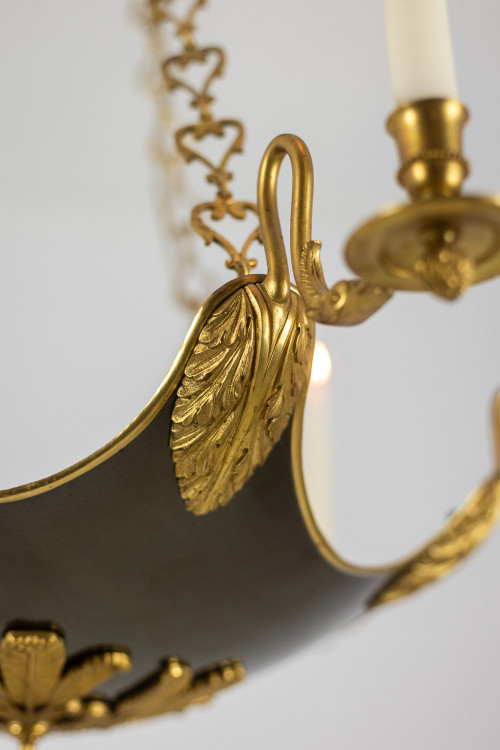 Casa Baguès. Lampadario in bronzo dorato stile impero. 1950 circa.