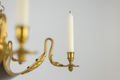 Casa Baguès. Lampadario in bronzo dorato stile impero. 1950 circa.