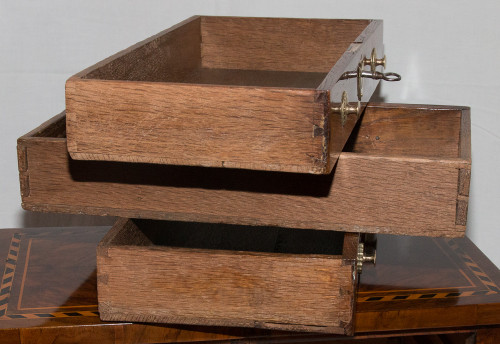 Cassettiera d'epoca del Direttorio