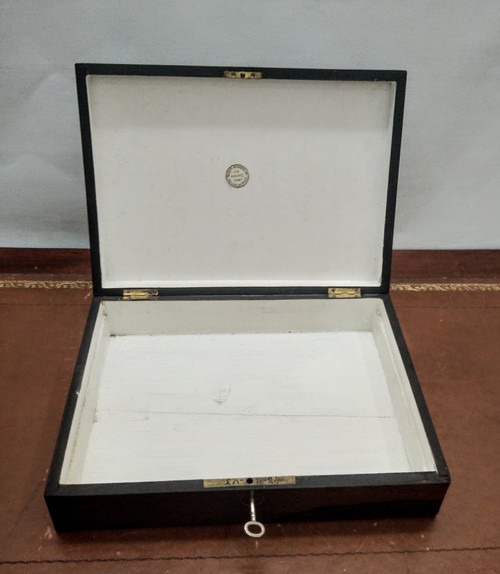 Inscription box