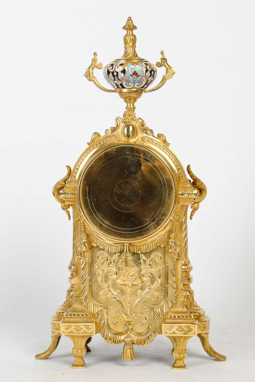 Une Garniture De Cheminée En Bronze Doré Et émail Cloisonné Fin XIXème Siècle