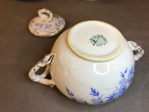 Set di servizi da tè in porcellana di Sarreguemines del XIX secolo