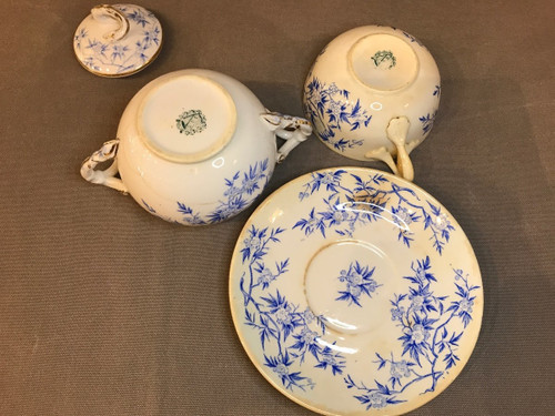 Set di servizi da tè in porcellana di Sarreguemines del XIX secolo